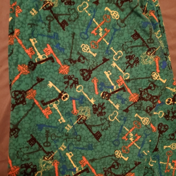 LulaRoe leggings - Picture 2 of 2